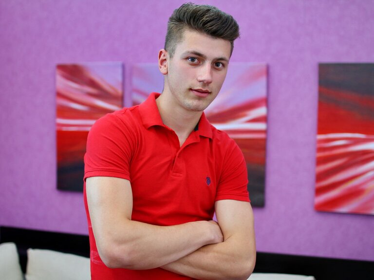 View AlexanderRoe Naked Private