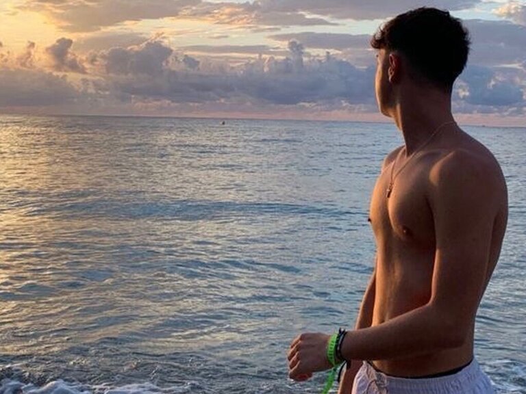 View Emiliop Naked Private