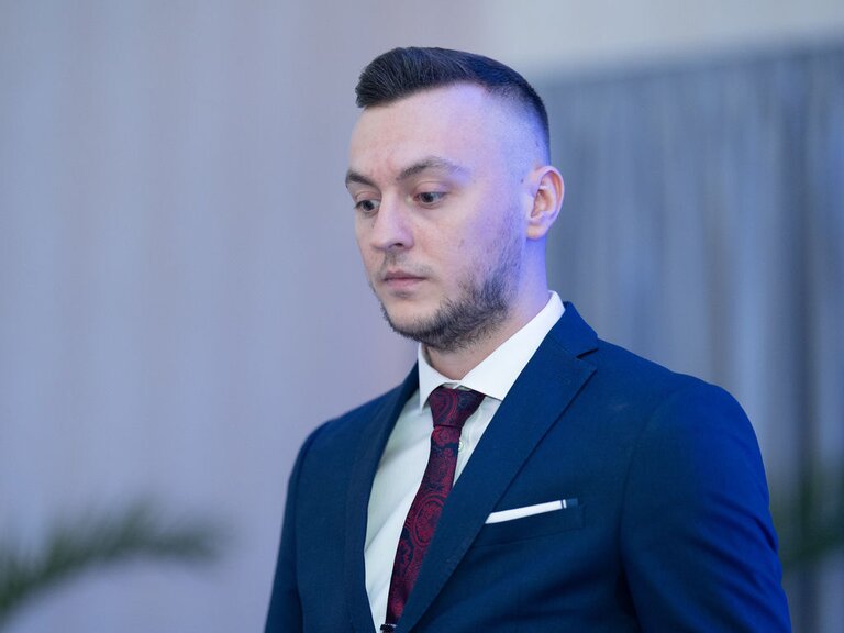 View JohnVule Naked Private