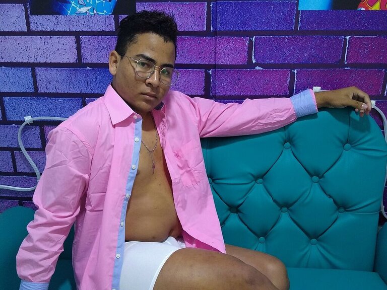 View JosueMills Naked Private