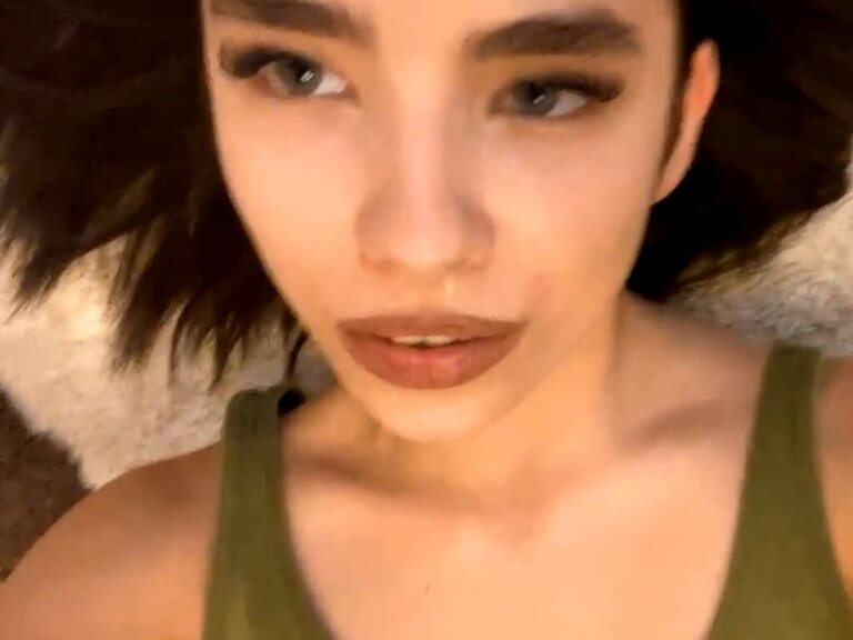 View AaronEnfield Naked Private