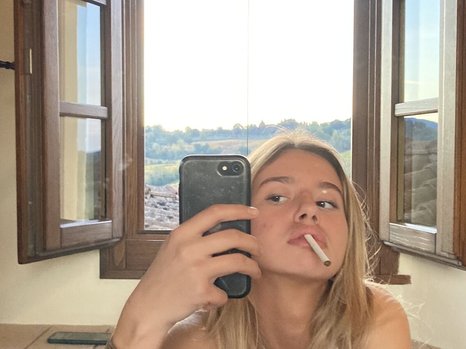 View AngelaBaldwin Naked Private