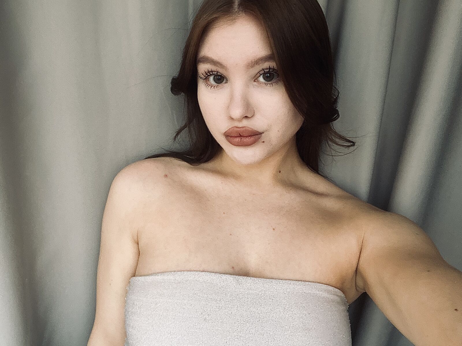 View EvaJamesi Naked Private
