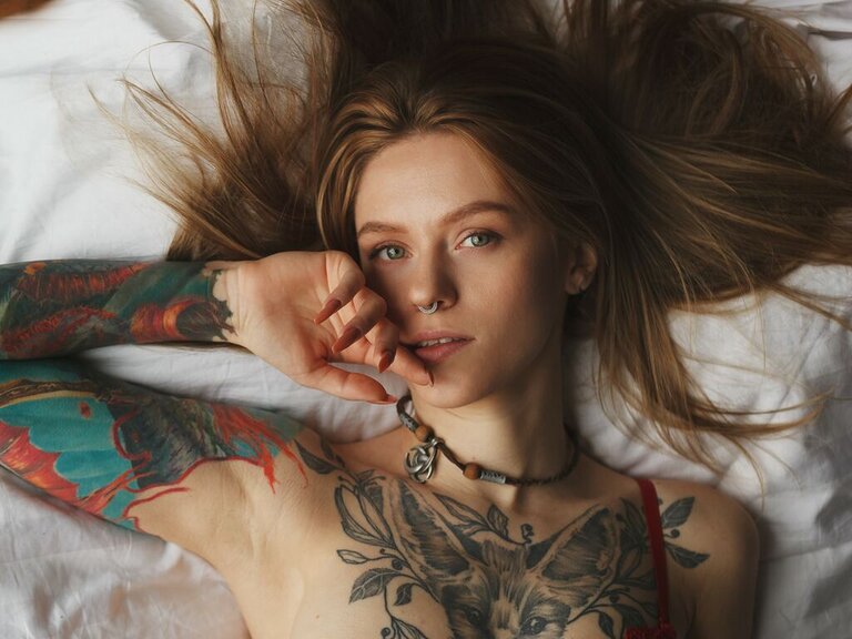 View GemmaPoggi Naked Private