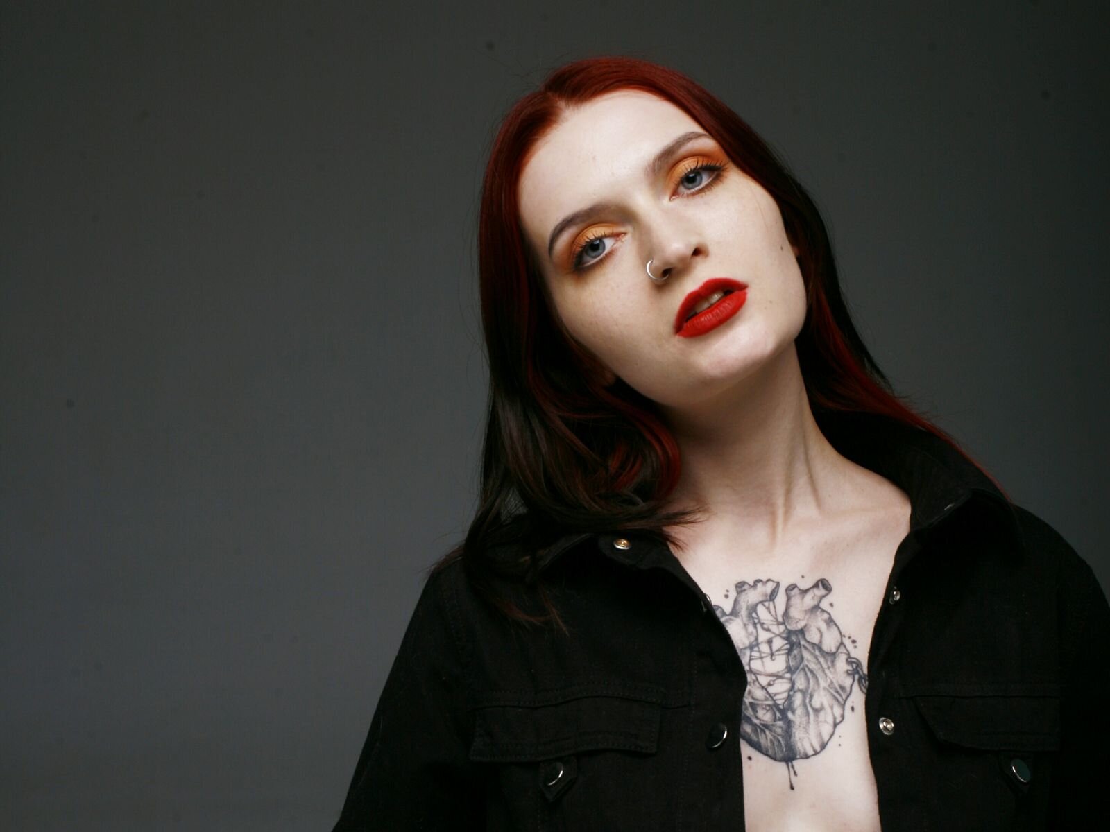 View HedwigRobwson Naked Private