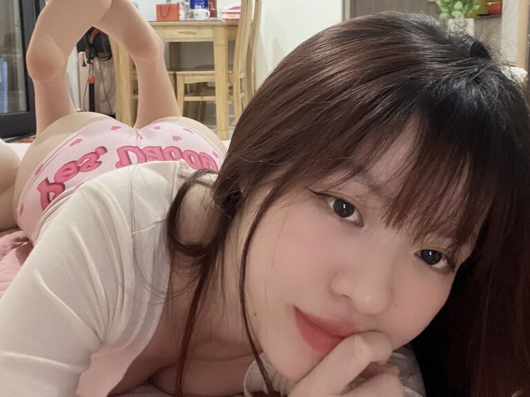View KimiChu Naked Private