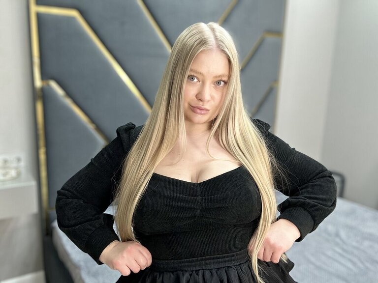 View KristenMilles Naked Private