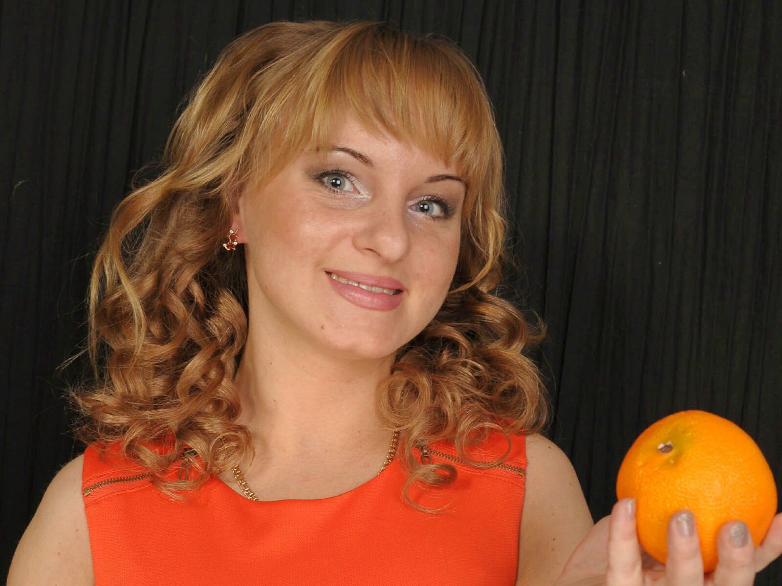 View Lagoda Naked Private