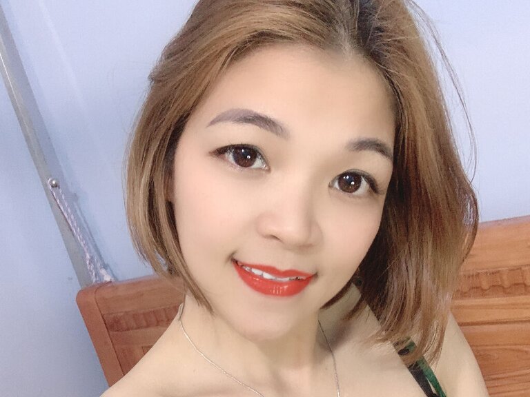 View MonieLing Naked Private