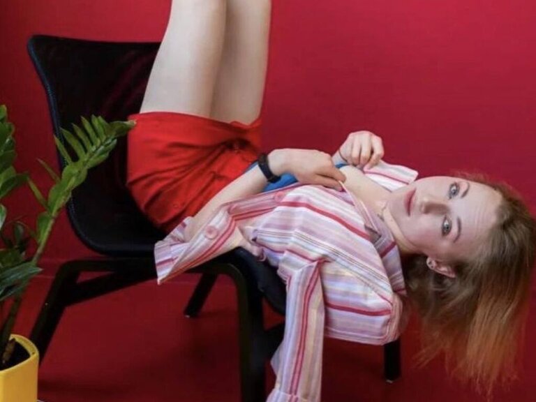 View TheaEmbury Naked Private