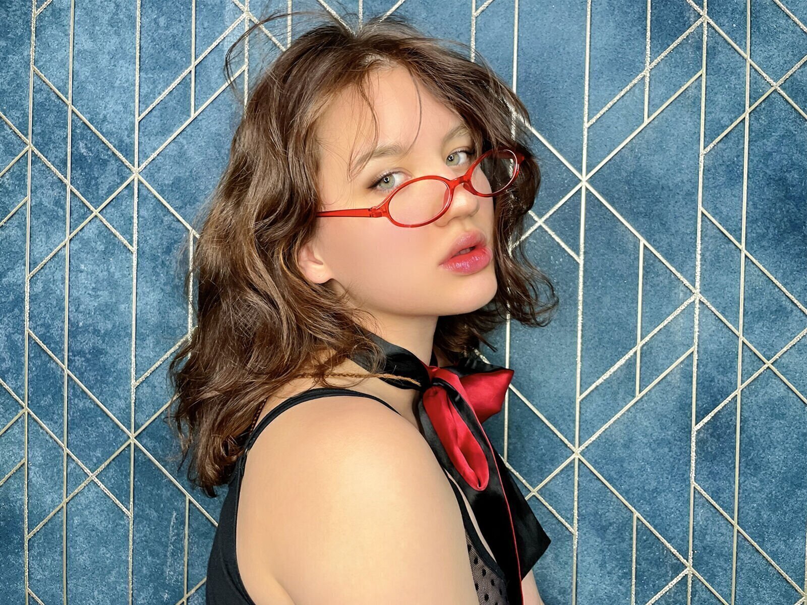 View TrinitiMoon Naked Private