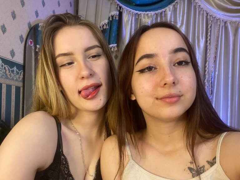 View GemmaAndRebecca Naked Private