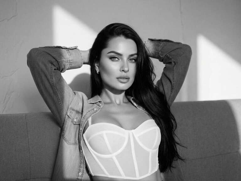 View NicoleWillison Naked Private