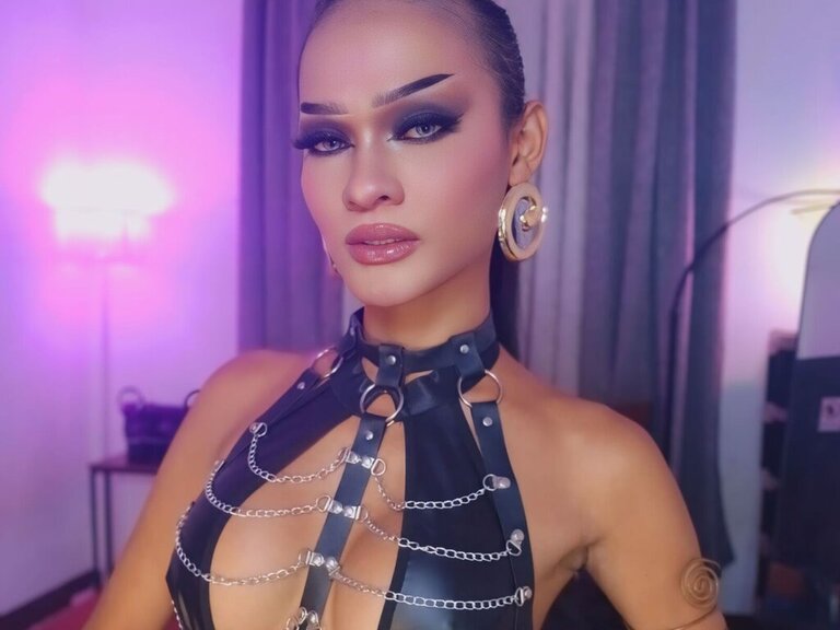 View ValentinaMoone Naked Private